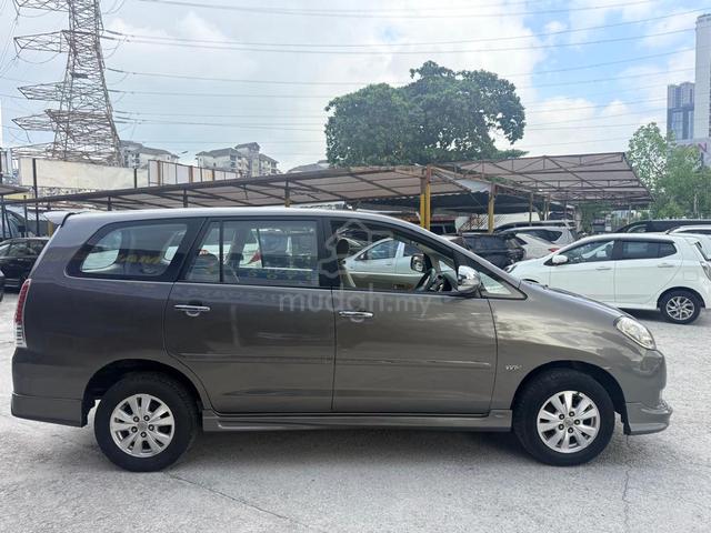 2009 Toyota INNOVA 2.0 G FACELIFT (A) - 5