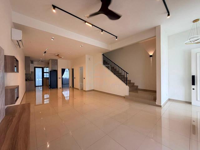 The Tate @ Eco Botanic, Renovated, Partial Furnish, Good Condition,G&G 1