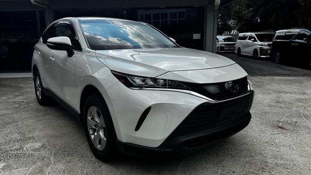 2022 Toyota HARRIER 2.0 S // STOCK CLEARANCE - 1