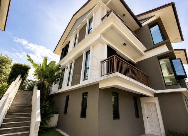 Renovated 3 Storey Semi D Twinvilla Laman Alamanda Kota Seriemas Nilai 1