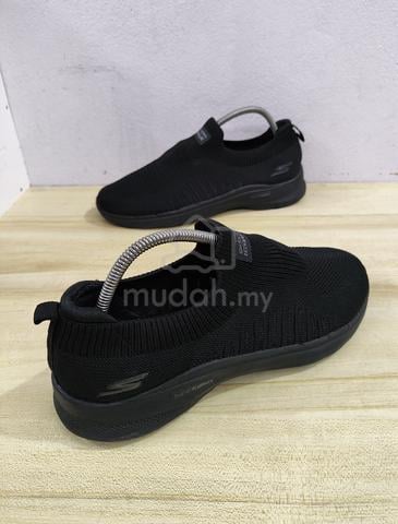 Kasut Skechers Slip-On Go Walk  8uk - photo 2 of 5