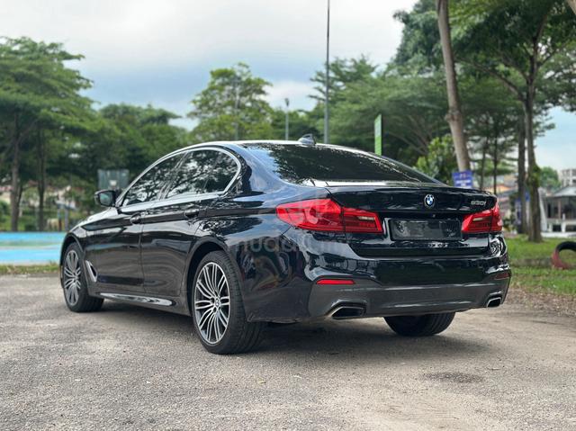 2017 BMW 530i M-Sport G30 (A) - 4
