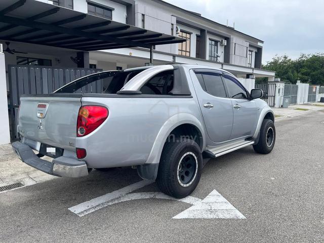 2013 MITSUBISHI L200 Triton 4WD Double Cab - 2