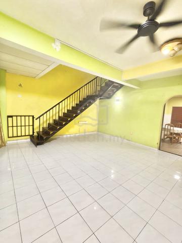 Nusa Perintis 2 Gelang Patah 2 Storey for Rent Rumah Sewa 1