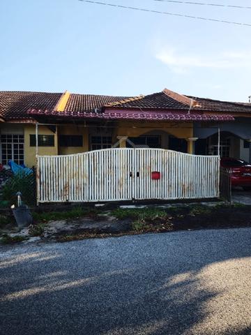 Rumah teres 3bilik2tandas 1