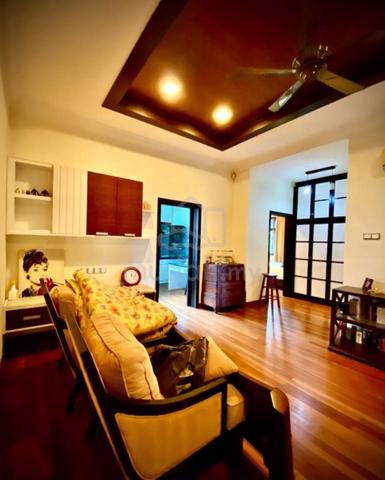 Tanjung Bungah Semi-D | 4800 sqft Land | Spacious & Private  1