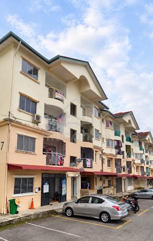 Apartment desa kempas corner 1