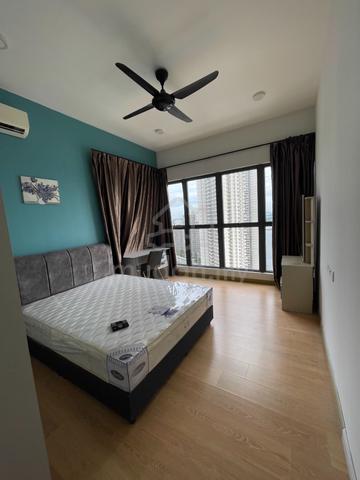 Sea View Big Master room (country garden danga bay)near CIQ for rent 1