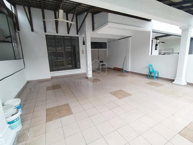2 Storey, PJS 10, Sunway , Subang, Petaling Jaya, Good investment 1
