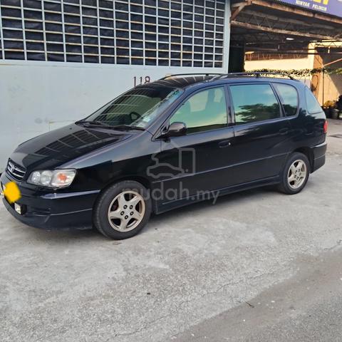 1999 Toyota IPSUM 2.0 (A) - 4
