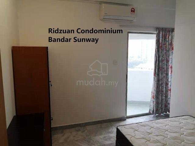 Ridzuan condominium sunway balcony room for rent (female only house) 1