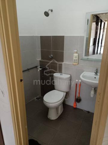 Rumah untuk di Sewa Taman Seri Damai Aman Batu 8 Jalam Gambang 5