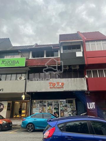 Ground Floor Shop Lot, Taman Tun Dr Ismail TTDI 1