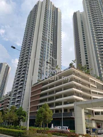 TAMAN WAHYU JALAN KUCHING BARON SHOPLOT For RENT 1