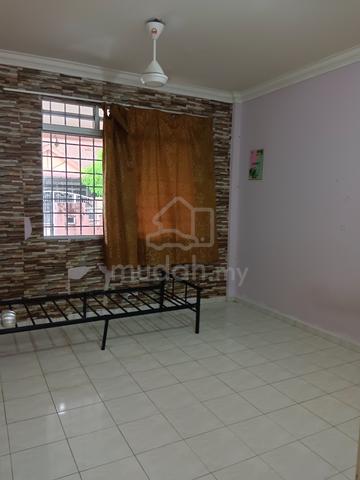 SEWA Teres 1 1/4 Taman PSJ Sungai karang 3