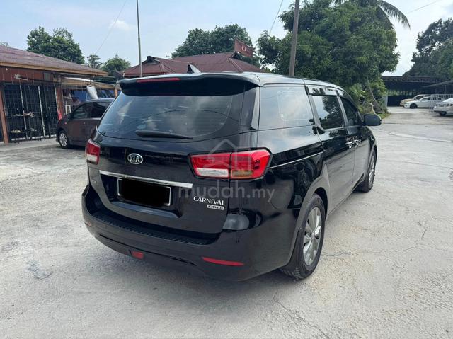 2017 Kia GRAND CARNIVAL 2.2 D  (LOAN KEDAI) - 4
