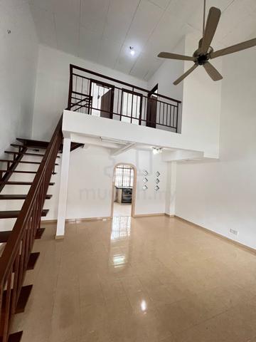 Untuk Dijual Rumah 2 Tingkat Jalan Melati Taman Indahpura Renovated 3
