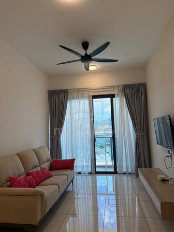 Queens Residences Q1 @ Queens Waterfront 1
