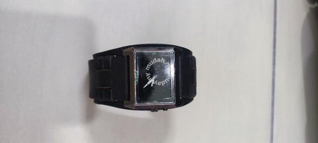 Fossil matrix outlet watch