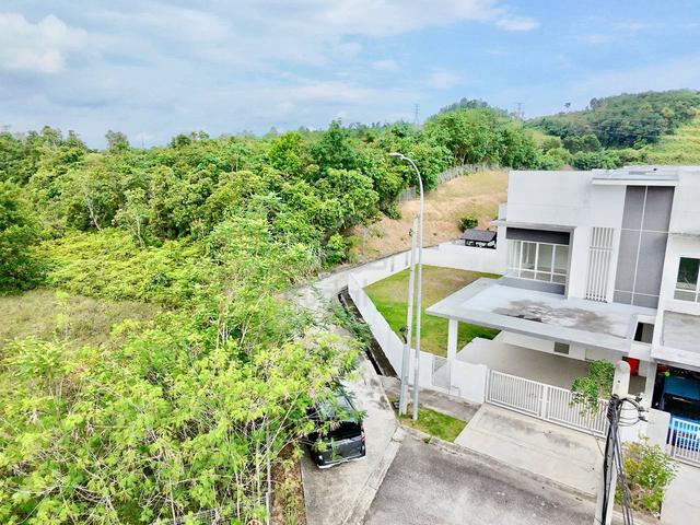 CORNER HUGH LAND 5488 SQFT NON BUMI 2 Storey Terrace Sri Sendayan 1