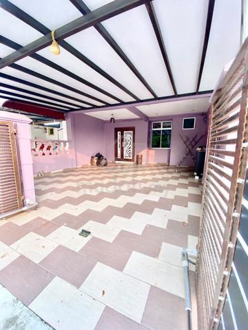 Megah Ria Jalan Dedaru SSTH 3R2B | Partially Furnished  1