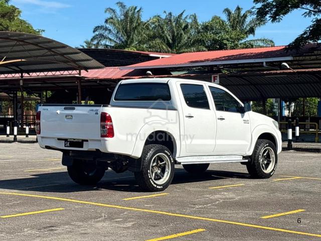 2013 Toyota HILUX 3.0 G (A) - 2