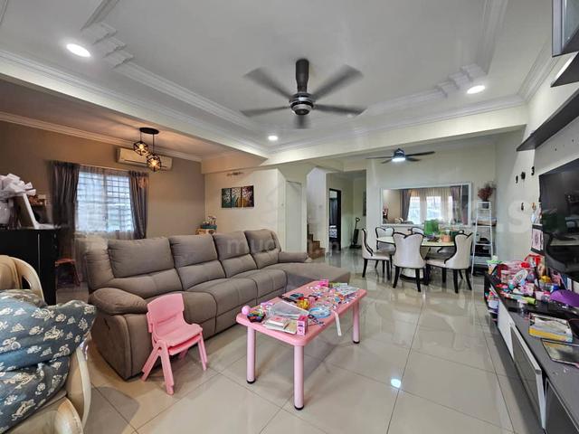 Fully Renovated, End Lot | 2Storey @ Kota Kemuning Greenville, 27X60 1