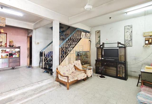 HOT SALES!! VALUE BUY!! Double Storey House Taman Berkeley Klang 1