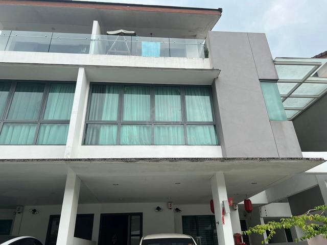 Spacious Upper Unit Townhouse @ Sunway SPK 3 Harmoni |FOR SALE 1