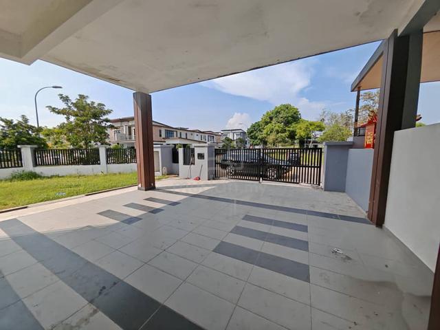 Bandar Cemerlang Double Storey Cluster Corner Lot House Unblock view 1