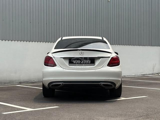 Mercedes Benz C200 1.5CC Ori Mileage Direct Owner - 5