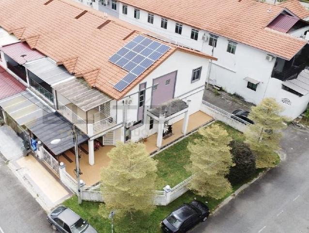 Corner Lot Scientex Senai Jaya / Size Besar / Renovated 1