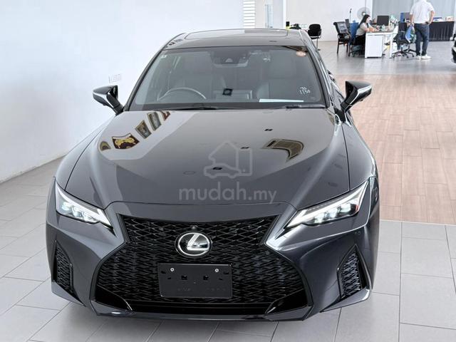 Lexus IS300 2.0 F-SPORT Mode Black Glitter Edition - 2