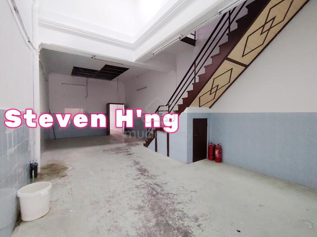 Hutton Lane 2 storey shop Georgetown main road 2