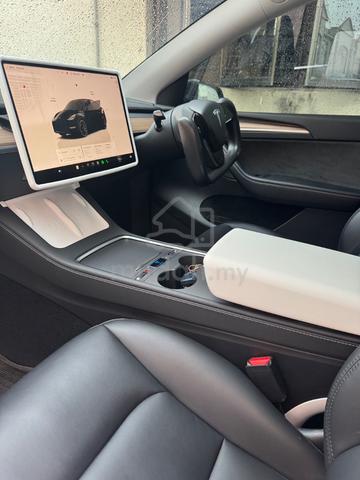 2024 Tesla MODEL Y PERFORMANCE (ENHANCED - 5