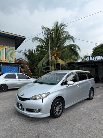 2011 Toyota WISH 1.8 X (A) - 2