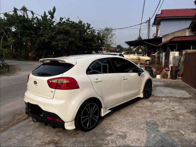 2014 Kia RIO 1.4 UB (A) - 4