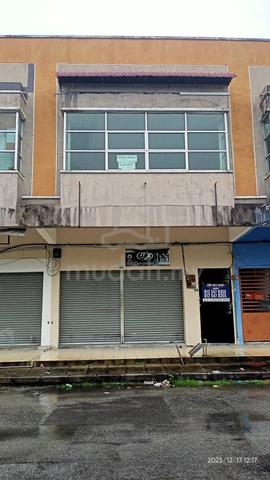 Rumah Kedai Dua Tingkat 1