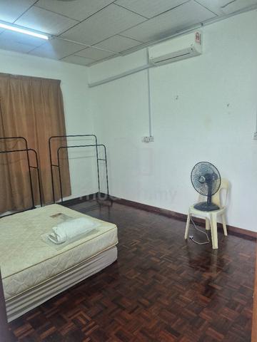 Opposite Towering Room with balcony for rent 1