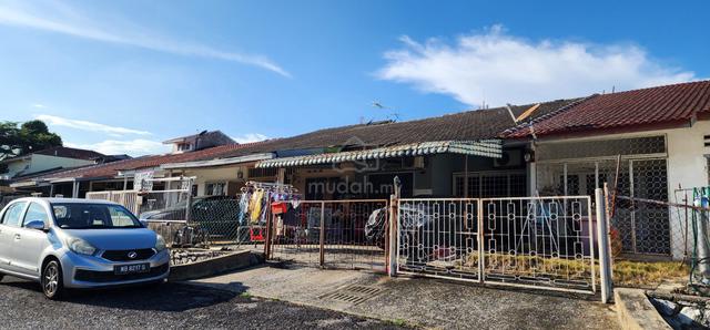 Single Storey Terrace Endlot at Sea Park , Jalan 21 , Petaling Jaya 1