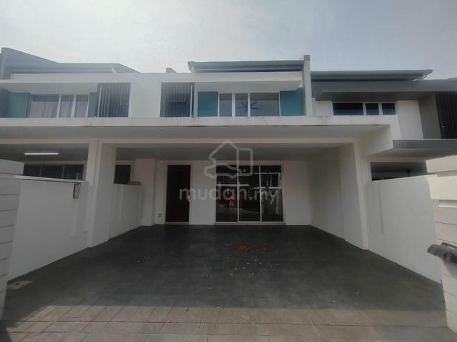 Kota Emerald Rawang 2 Storey Terrace House For Rent 1