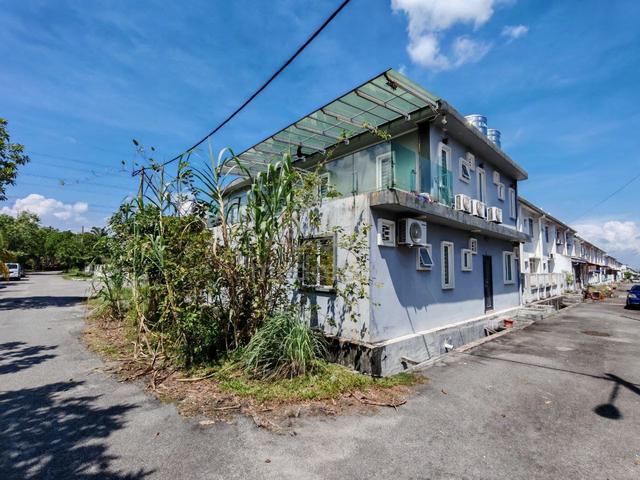 FOR SALE ! Double Storey Bandar Tasik Kesuma, Beranang 1