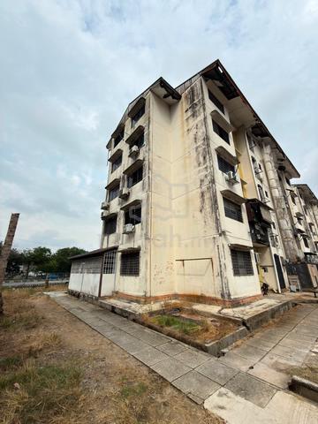 Flat PKNS Seksyen 17 Shah Alam 1