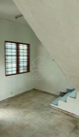 Vacant price negotiable Taman usaha jaya House Kuala Lumpur sales 1