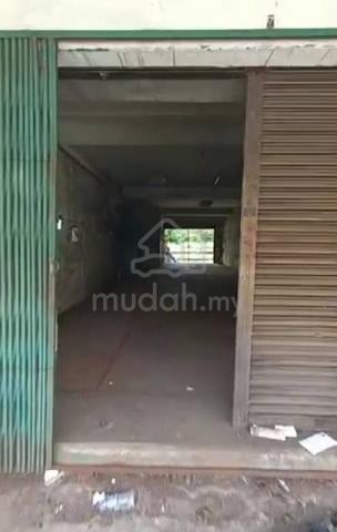 Ground floor shop rent 2300 -drive 22mins to jb sentral 1