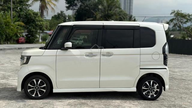 2017 Honda N BOX 660 CUSTOM G (A) STOCK CONDITION - 3