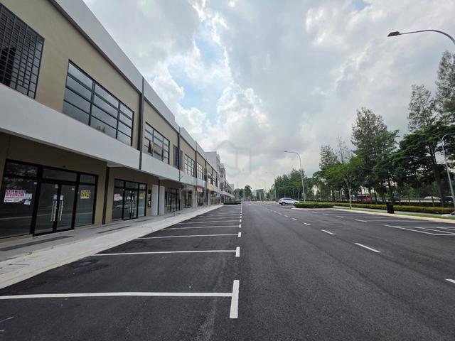 Horizon Square Horizon Hills Shoplot Facing Maid Road 1