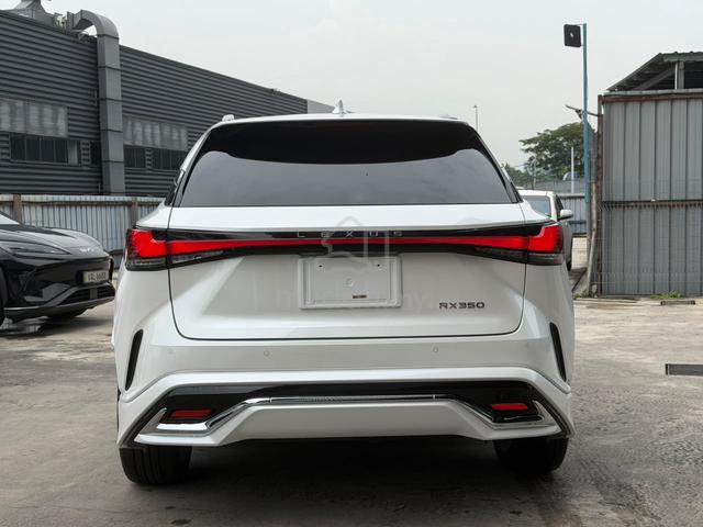 2024 Lexus RX350 2.4 VERSION L Ori Bodykit 13k km - 3