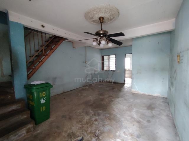 Double Storey Low Cost House 1