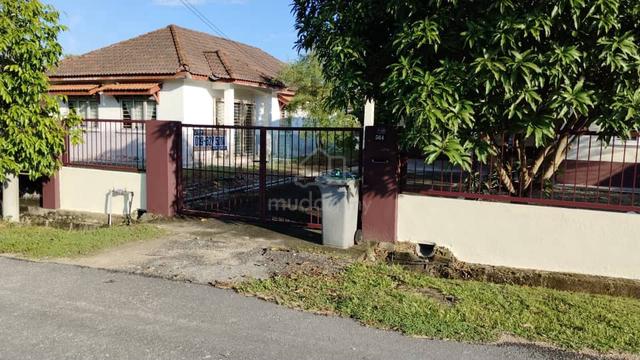 Non Bumi Banglo 1 tingkat di Tanjung Bidara 1